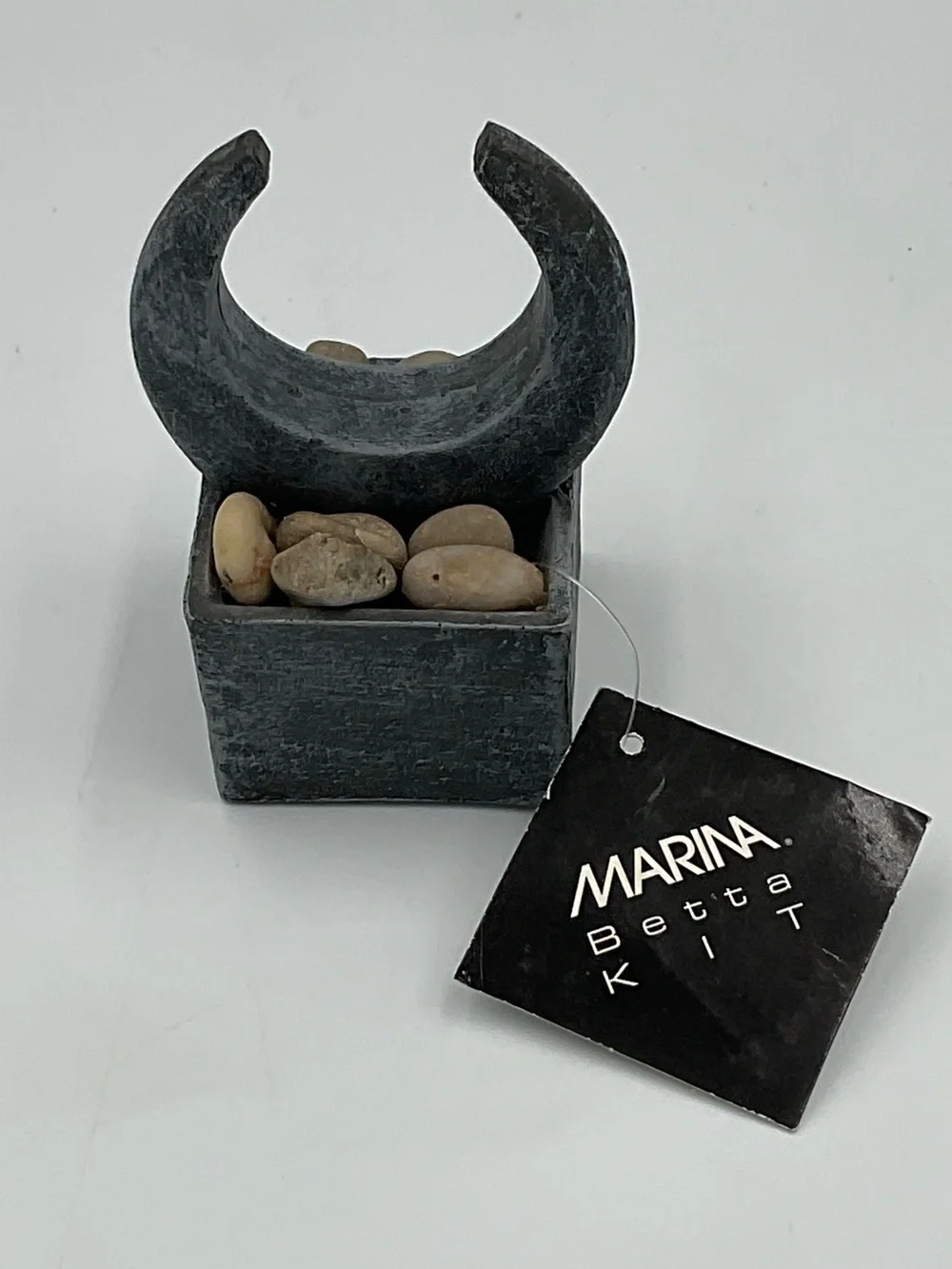 NWT Marina Betta Kit 2L Black Crescent Marble Mini Sculpture